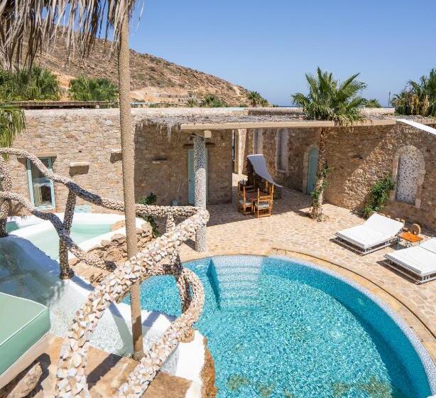 سوییت با استخر, Calilo