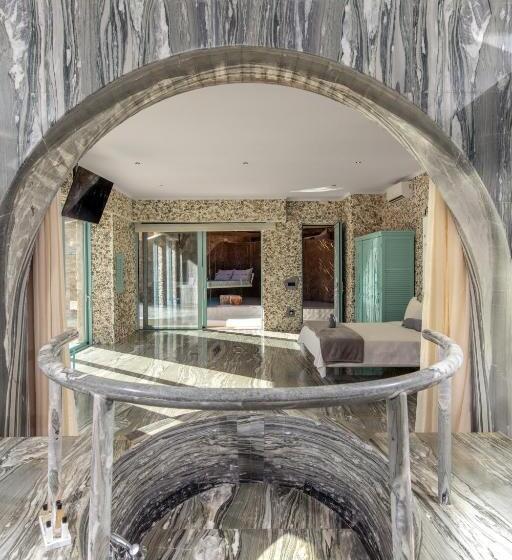 سوییت لوکس, Calilo