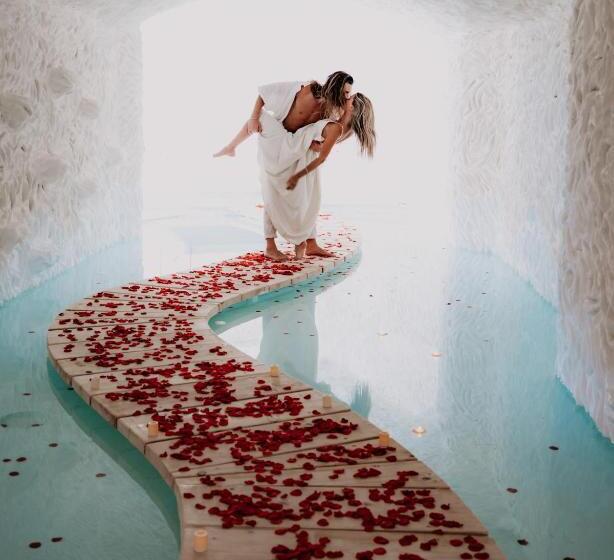 سوییت اجرایی, Calilo