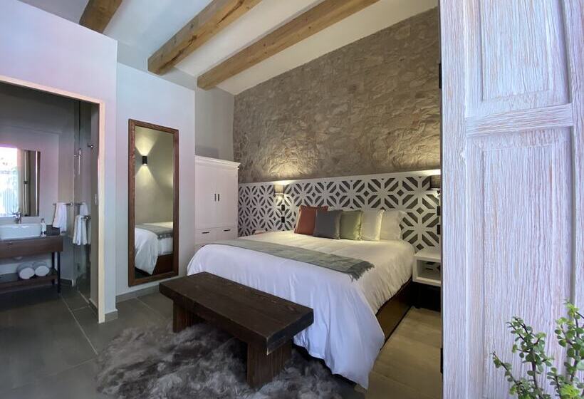 Номер Deluxe, Casa Once