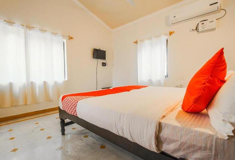 Quarto Triplo Clássico, La Petite By Oyo Rooms