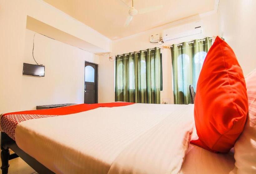 Quarto Triplo Clássico, La Petite By Oyo Rooms