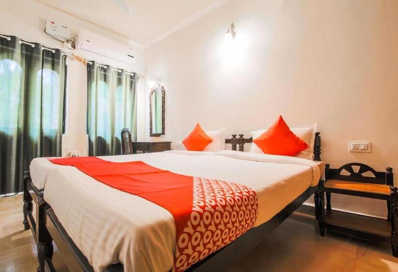 غرفة كلاسيكية ثلاثية, La Petite By Oyo Rooms