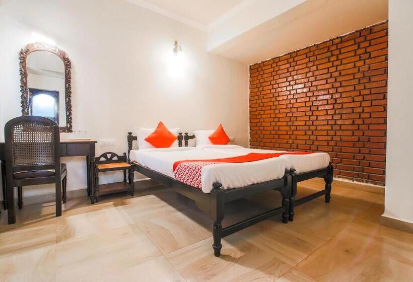 Quarto Triplo Clássico, La Petite By Oyo Rooms