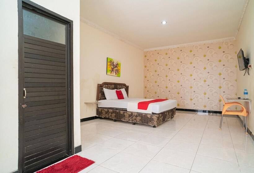 标准间, Reddoorz At Jalan Bukit Keminting