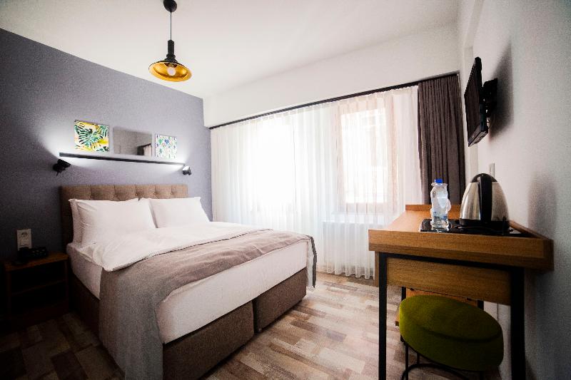 اتاق استاندارد, Set Ozer