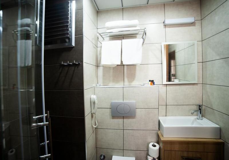 اتاق استاندارد, Set Ozer