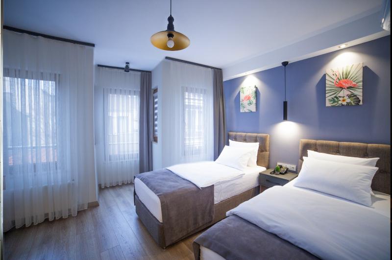 اتاق سوپریور, Set Ozer