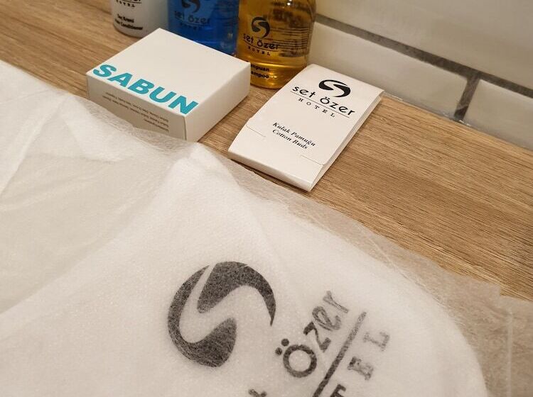 اتاق سوپریور, Set Ozer