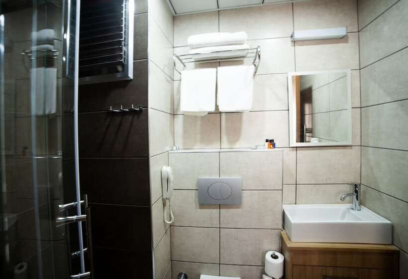 اتاق استاندارد, Set Ozer