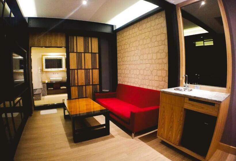 اتاق سوپریور, Song Xia Motel