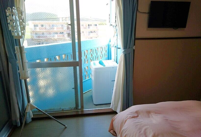 חדר סטנדרט יחיד, Eef Condominium Kumejima