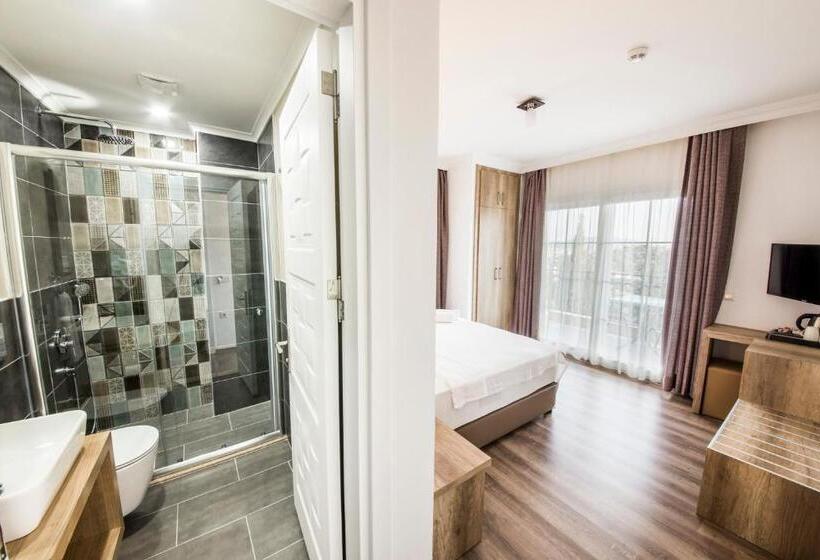 اتاق استاندارد با بالکن و چشمانداز دریا, Dekatria Rooms&aparts