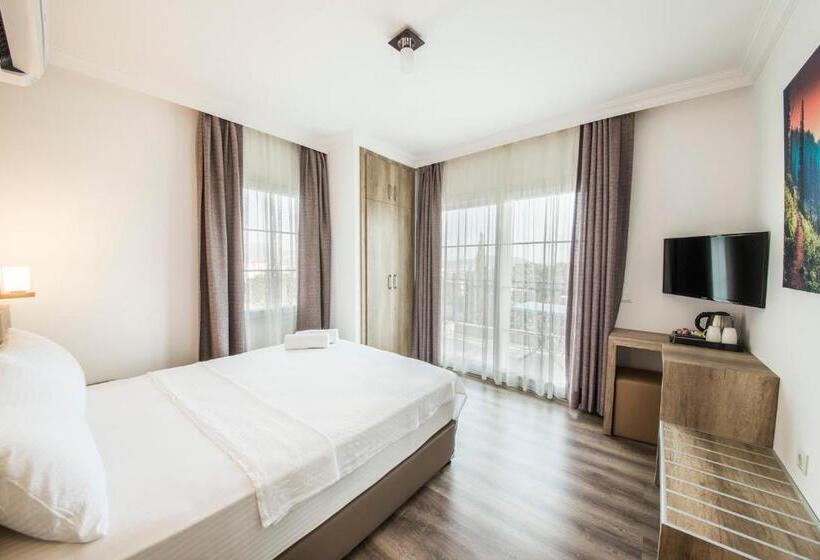 اتاق استاندارد با بالکن و چشمانداز دریا, Dekatria Rooms&aparts