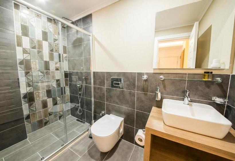 استودیوی استاندارد, Dekatria Rooms&aparts