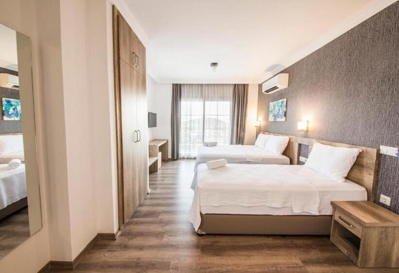 استودیو خانوادگی, Dekatria Rooms&aparts