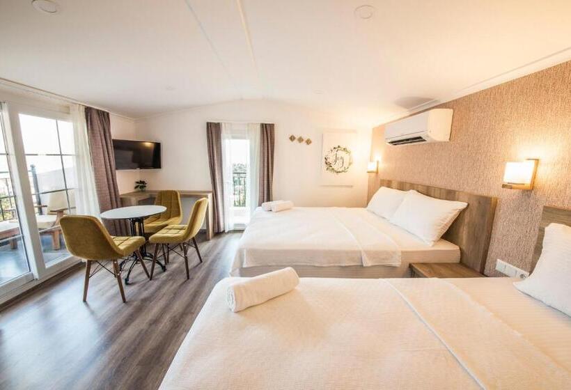 استودیو خانوادگی, Dekatria Rooms&aparts