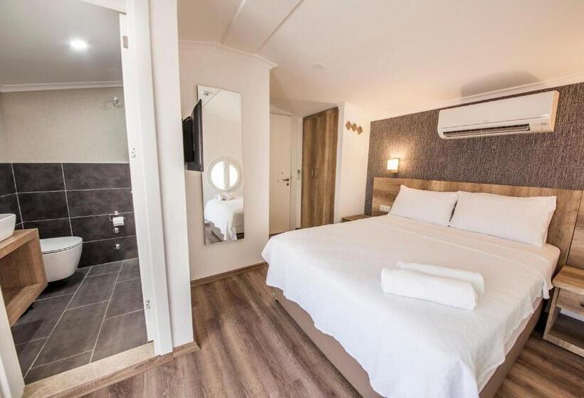 اتاق استاندارد با تراس, Dekatria Rooms&aparts