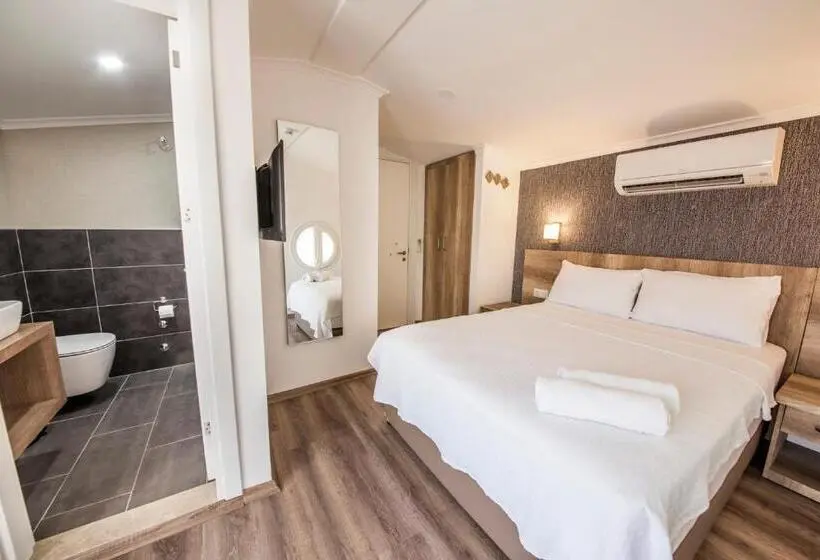 Standard-huone Terassi, Dekatria Rooms&aparts