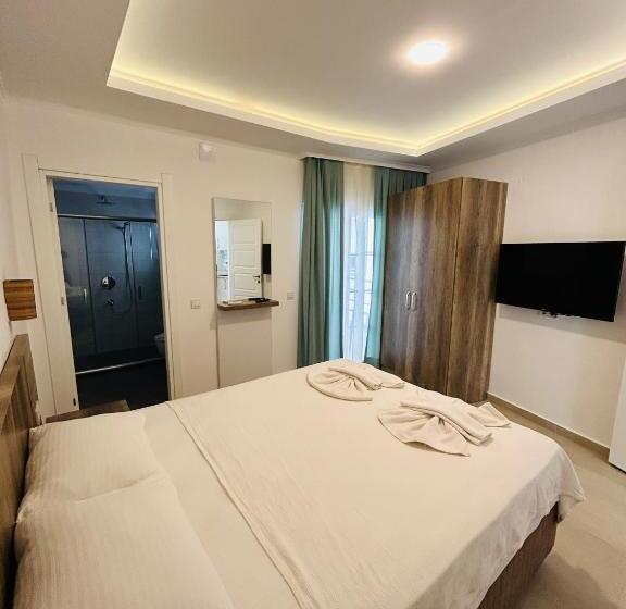 استودیوی استاندارد, Dekatria Rooms&aparts