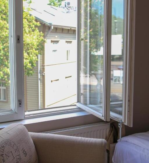 Standart Tek Kişilik Oda, Villa Kadriorg Hostel