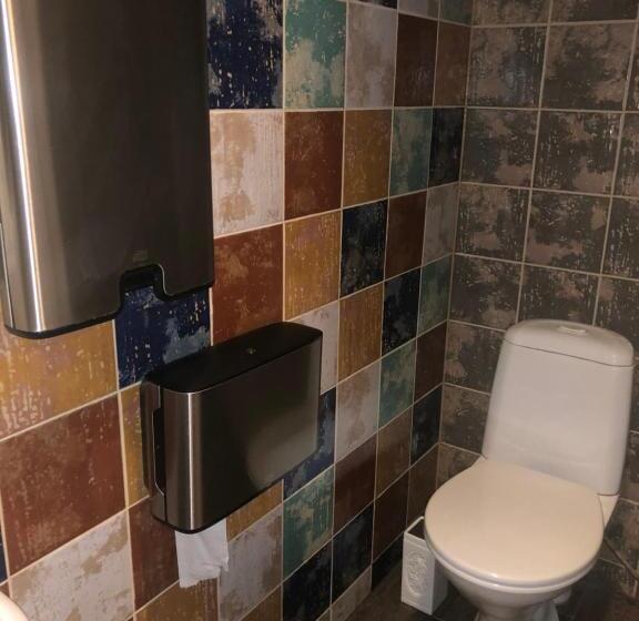 Ortak Banyolu Aile Odası, Villa Kadriorg Hostel