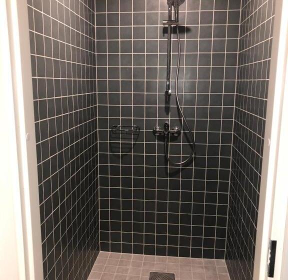 Ortak Banyolu Aile Odası, Villa Kadriorg Hostel