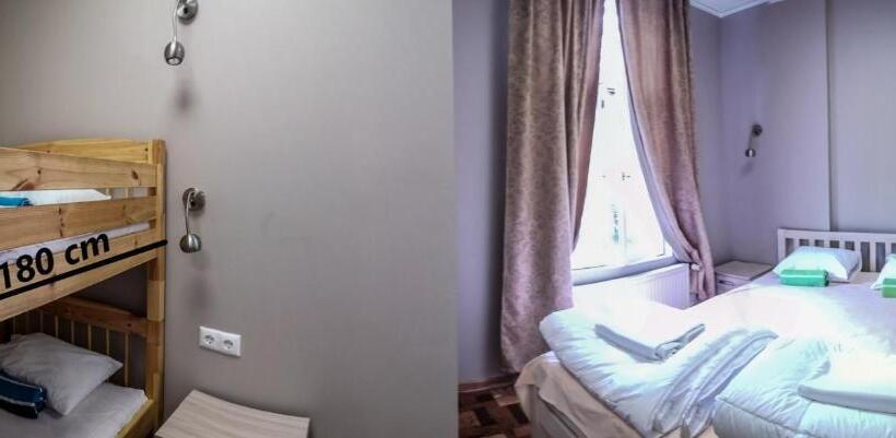 Ortak Banyolu Aile Odası, Villa Kadriorg Hostel