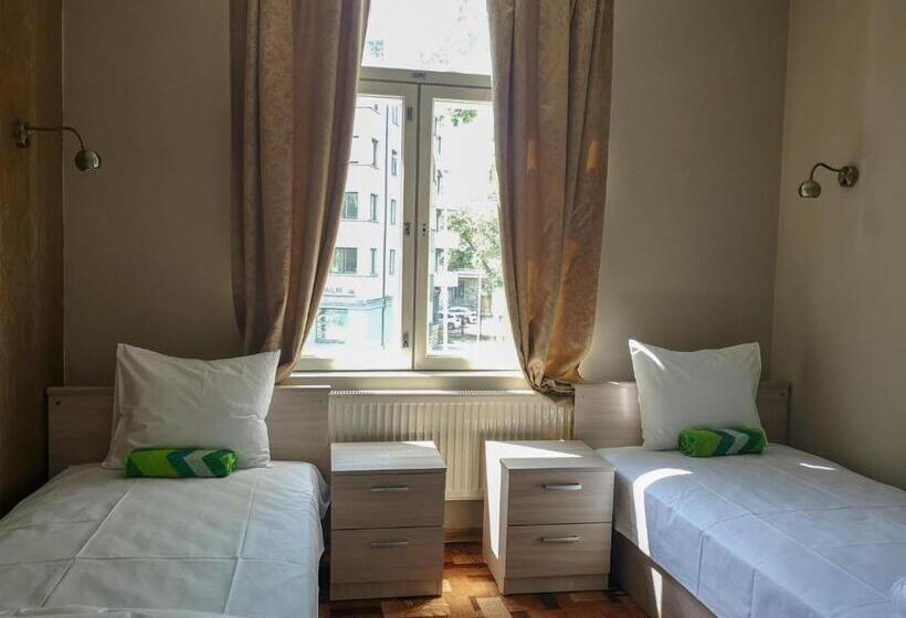 Yatak Paylaşımlı Oda, Villa Kadriorg Hostel