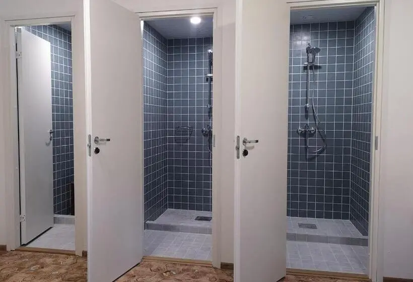 اتاق راحتی سه تخته, Villa Kadriorg Hostel