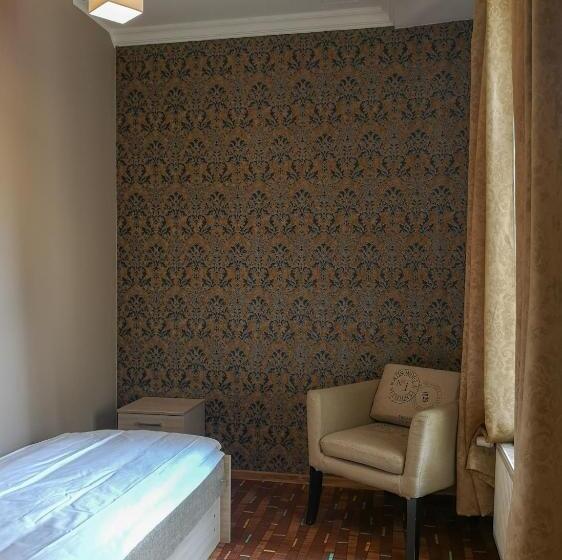 Standart Tek Kişilik Oda, Villa Kadriorg Hostel