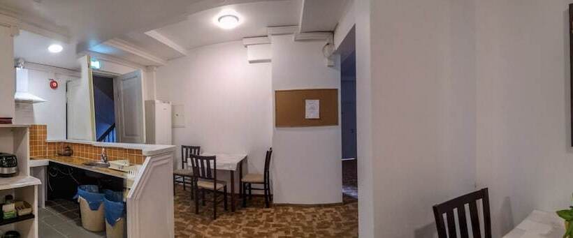 Standart Tek Kişilik Oda, Villa Kadriorg Hostel