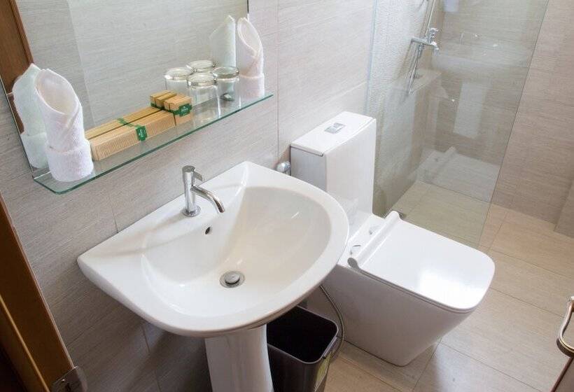 اتاق سوپریور, Sheridan Boutique