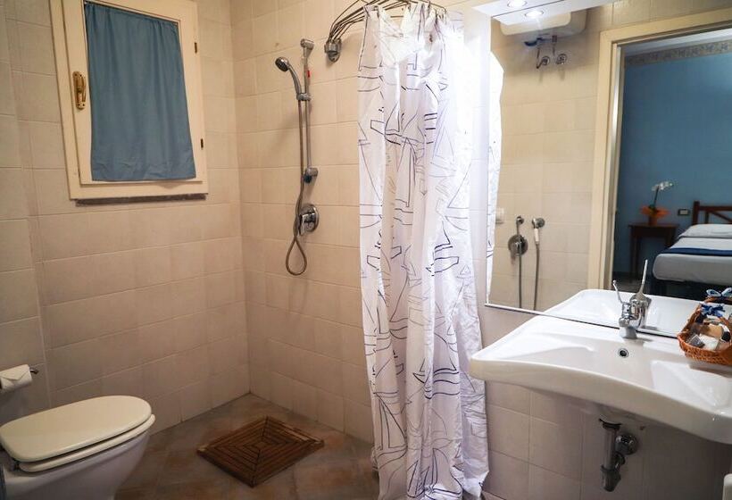 غرفة إقتصادية, Residence Sole Dell'argentario