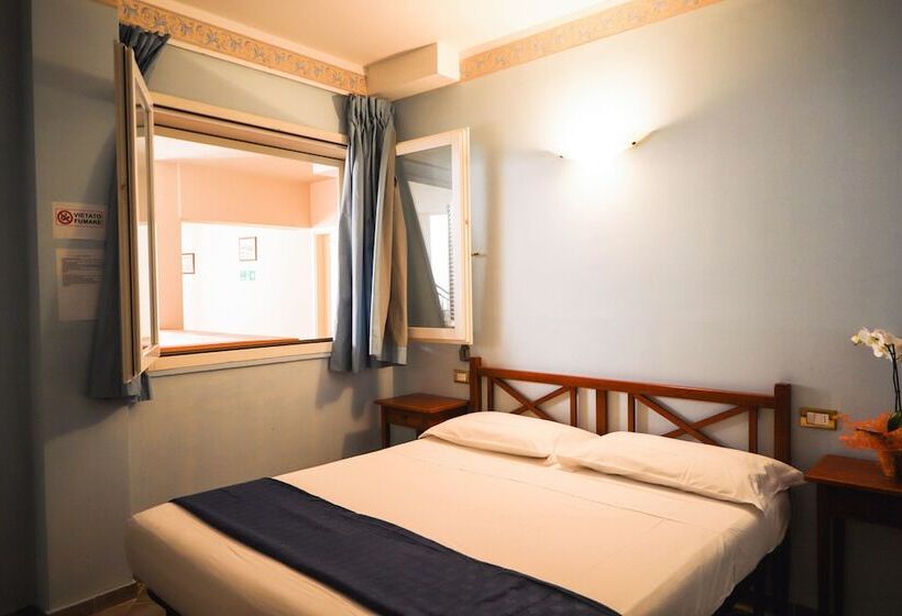 غرفة إقتصادية, Residence Sole Dell'argentario