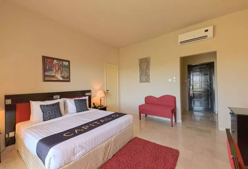 اتاق لوکس, Capital O133 Al Sawadi Beach Resort & Spa