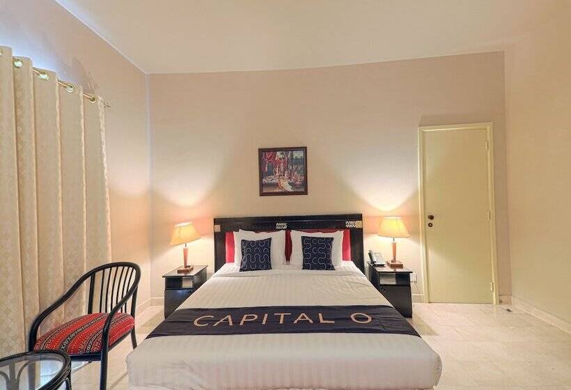 اتاق لوکس, Capital O133 Al Sawadi Beach Resort & Spa