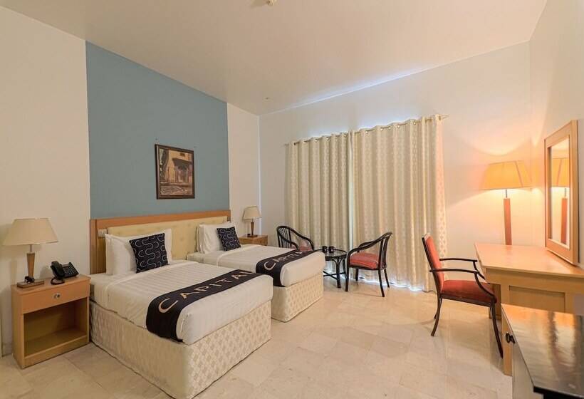 اتاق لوکس, Capital O133 Al Sawadi Beach Resort & Spa