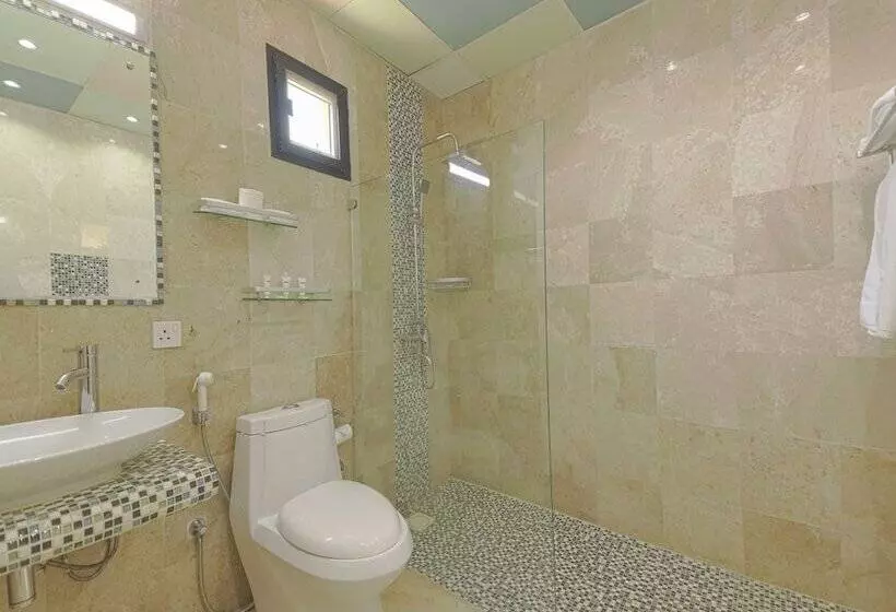 سوییت جونیور, Capital O133 Al Sawadi Beach Resort & Spa