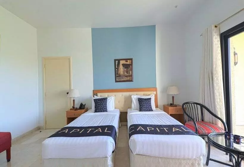 اتاق لوکس, Capital O133 Al Sawadi Beach Resort & Spa