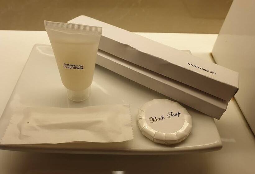 Студия Стандарт, Imperial Palace Suites