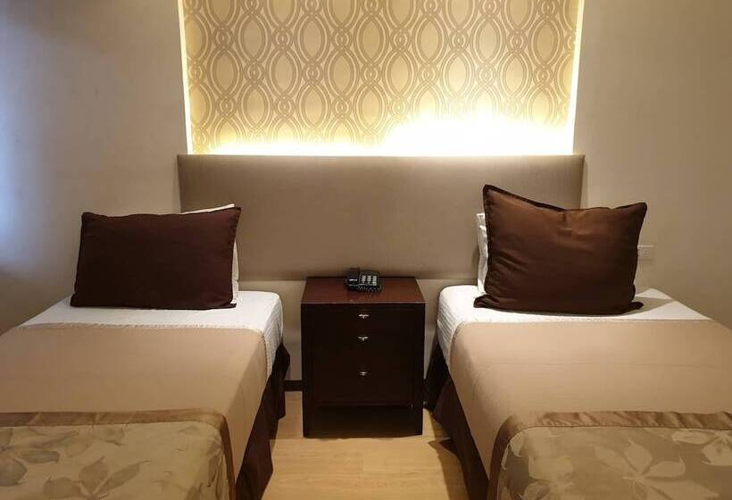 Студия Стандарт, Imperial Palace Suites