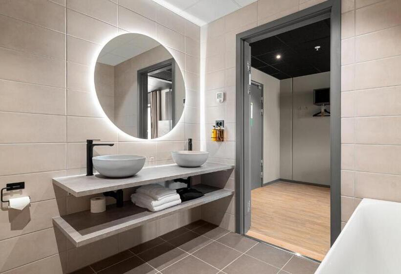 Полулюкс Вид на Сад, L Jæren