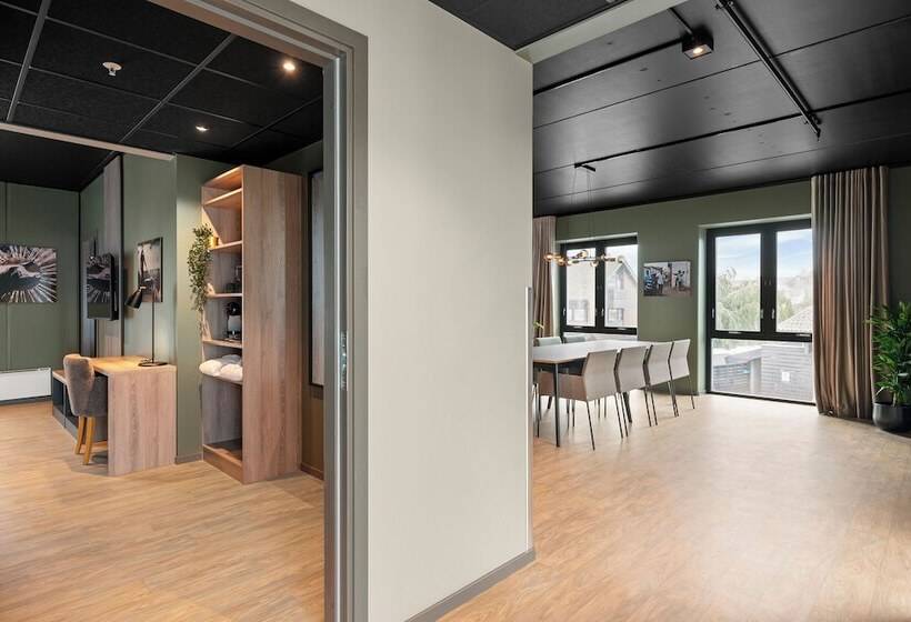 Люкс Повышенной Комфортности, L Jæren