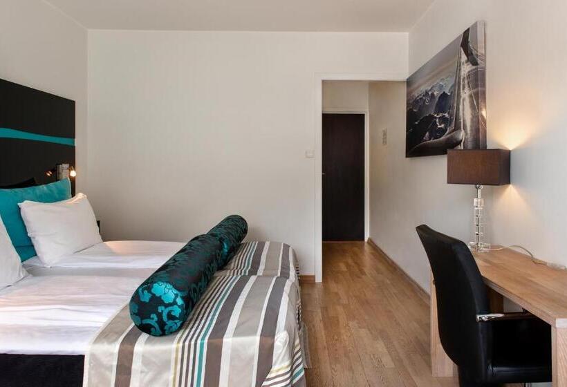 חדר סופריור עם מרפסת, Quality Hotel Sogndal