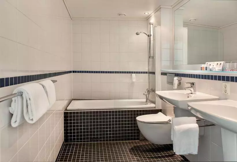 سوییت جونیور, Quality Hotel Sogndal