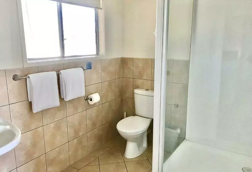 اتاق استاندارد با چشم‌انداز دریاچه, Tui Oaks Motel