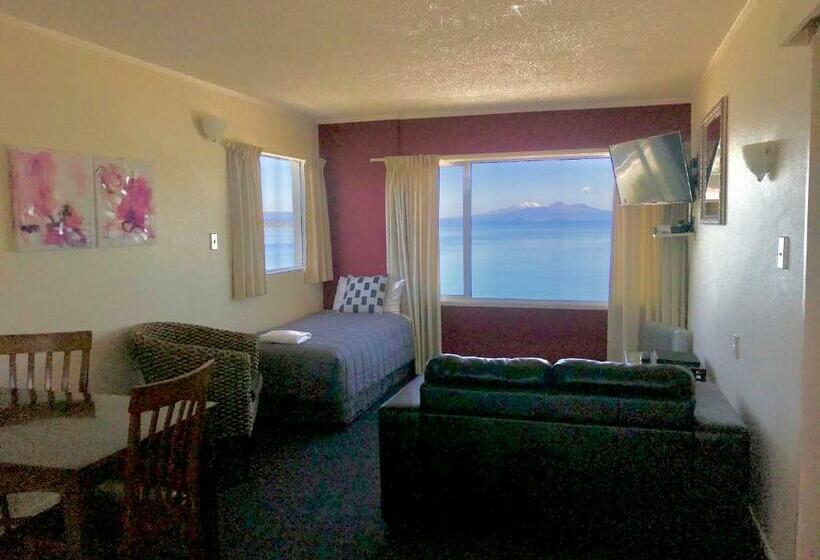 1 Bedroom Apartment Lake View, Tui Oaks Motel