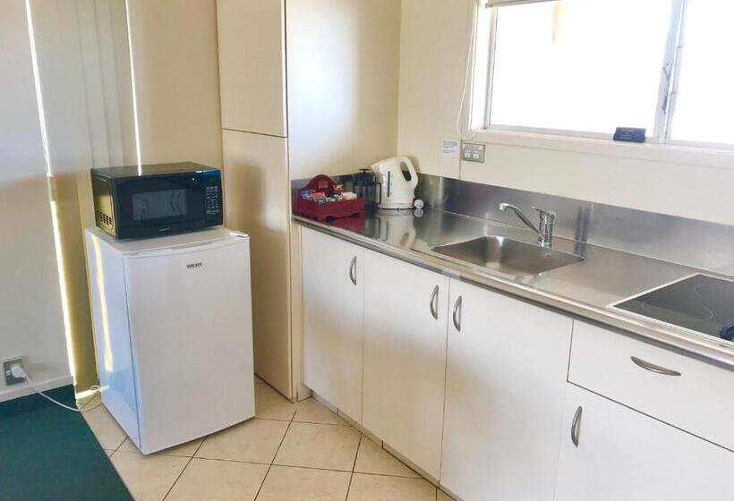 １ベッドルームアパートメント, Tui Oaks Motel