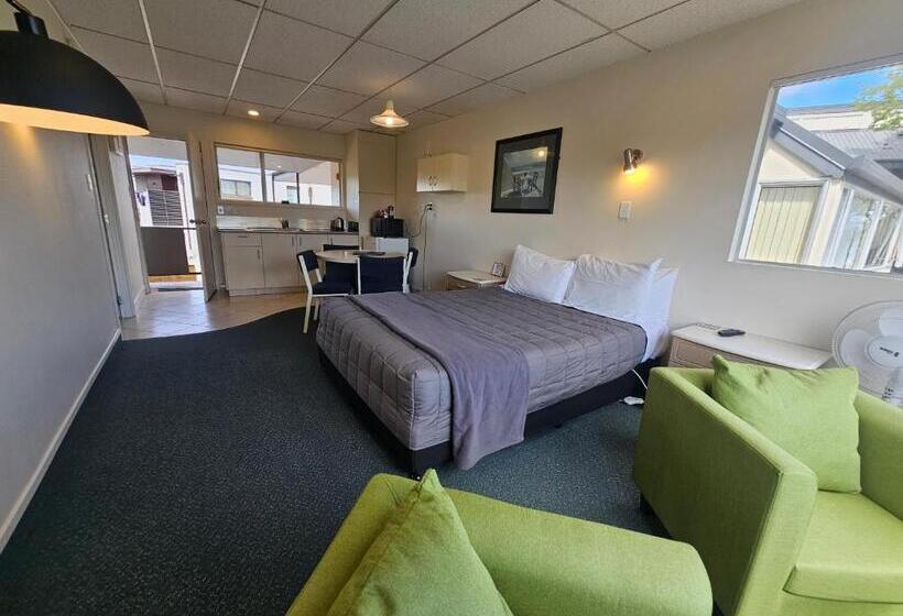 １ベッドルームアパートメント, Tui Oaks Motel
